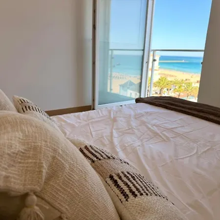 Apartman Moderno Frente Mar 6 Pessoas